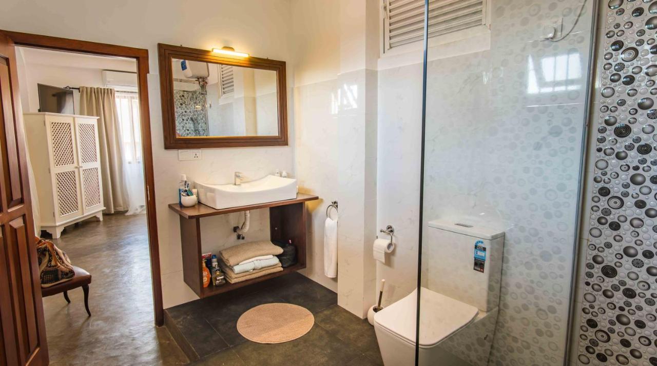 Brixia Cafe & Guest Bed & Breakfast Galle Ngoại thất bức ảnh