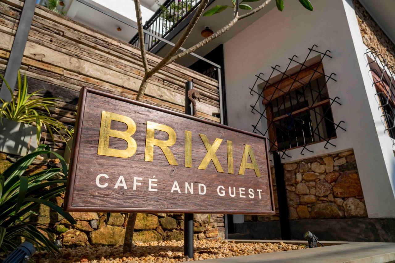 Brixia Cafe & Guest Bed & Breakfast Galle Ngoại thất bức ảnh